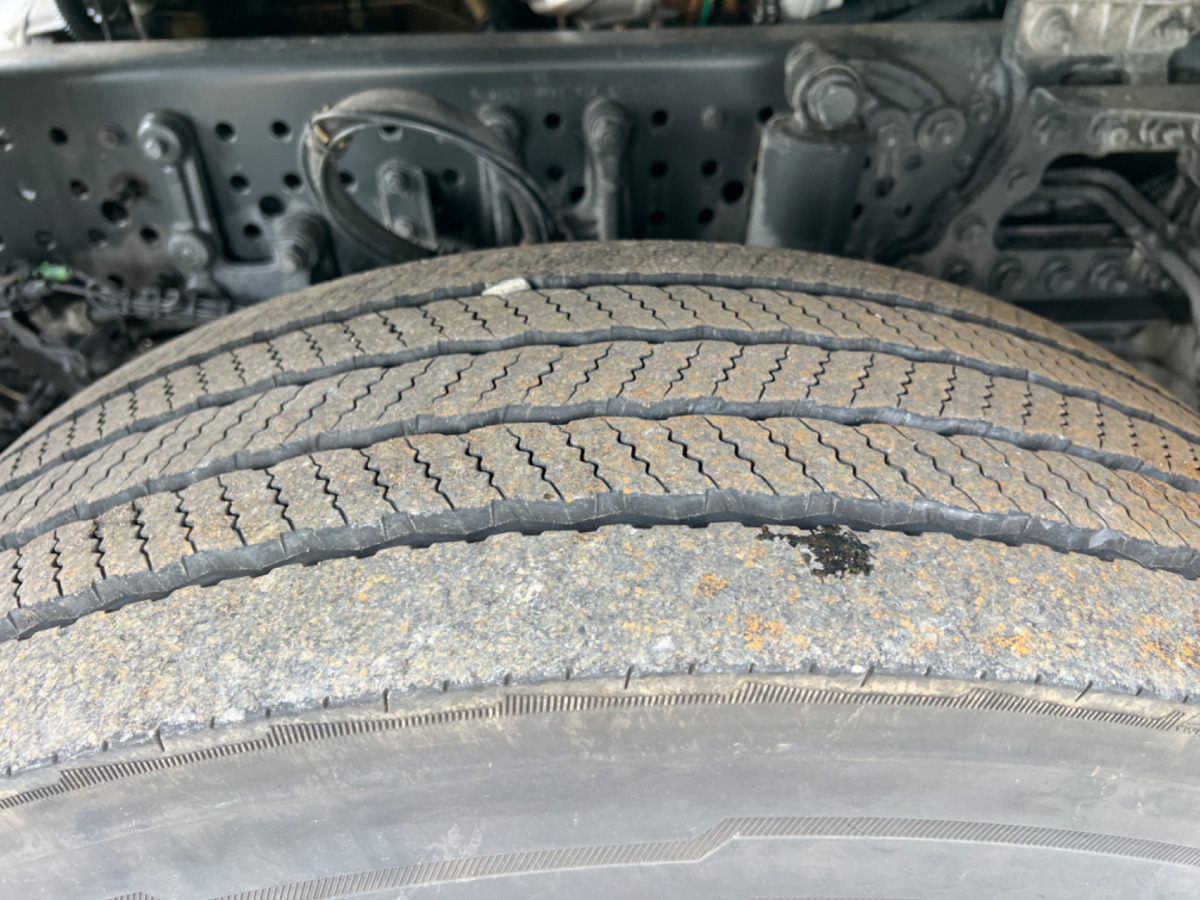 MERCEDES Actros 2543 6x2 - משאית עם שלדת תא: תמונה 3 MERCEDES Actros 2543 6x2 - משאית עם שלדת תא: תמונה 3
