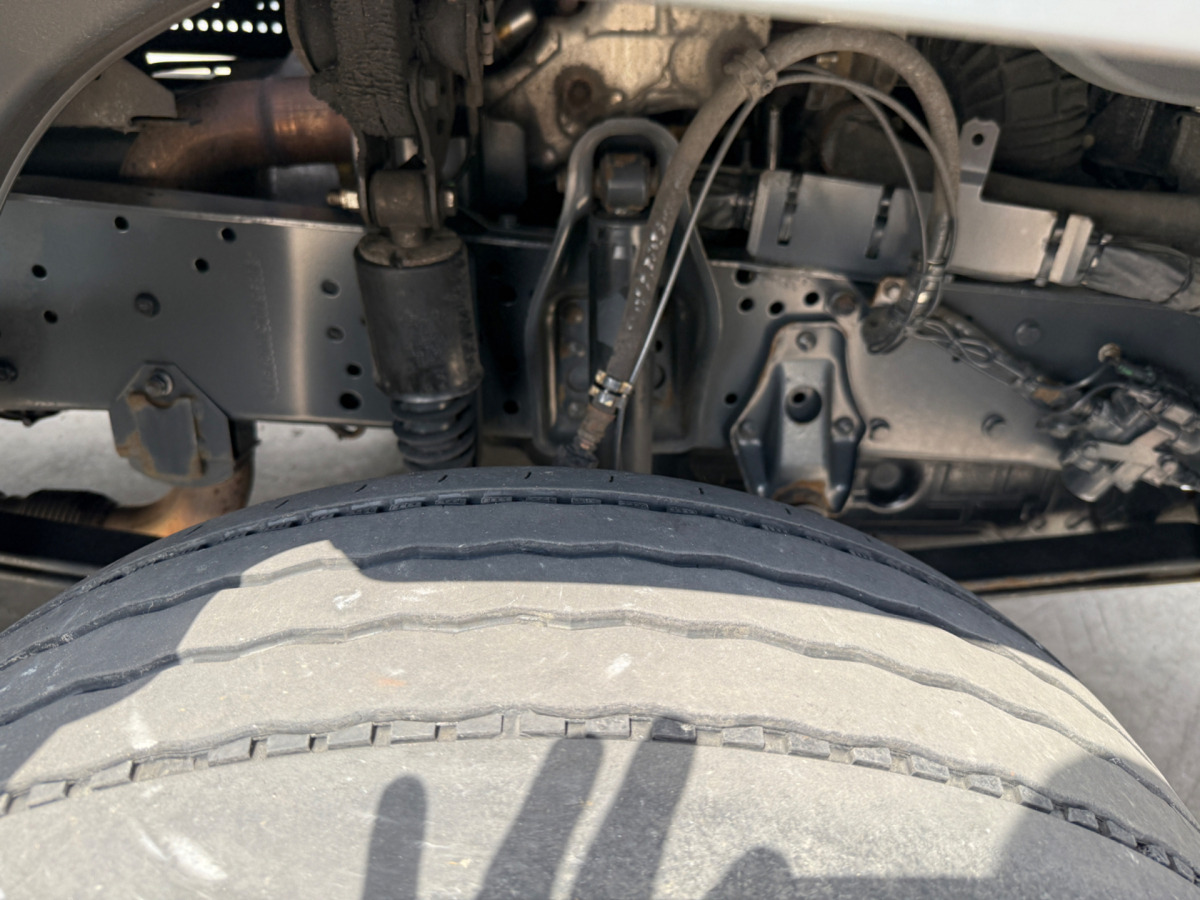 MERCEDES Atego 1224 4x2 - משאית וילונות צד: תמונה 4 MERCEDES Atego 1224 4x2 - משאית וילונות צד: תמונה 4
