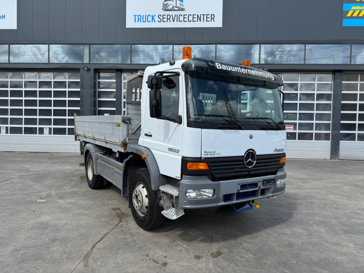 MERCEDES Atego 1523 4x4 3S Kipper - מזהיר: תמונה 4 MERCEDES Atego 1523 4x4 3S Kipper - מזהיר: תמונה 4