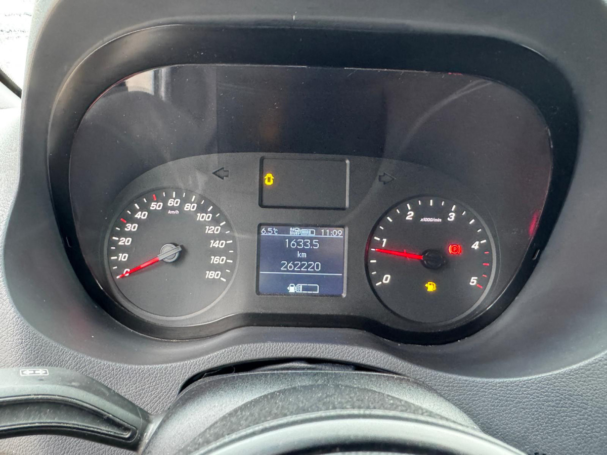 כלי רכב מסחרי לקירור MERCEDES Sprinter 314 CDI Pharmakoffer mit Kühlung: תמונה 13 כלי רכב מסחרי לקירור MERCEDES Sprinter 314 CDI Pharmakoffer mit Kühlung: תמונה 13