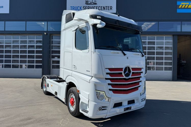 Mercedes-Benz Actros 1851 4x4 Hydraulik - יחידת טרקטור: תמונה 3 Mercedes-Benz Actros 1851 4x4 Hydraulik - יחידת טרקטור: תמונה 3