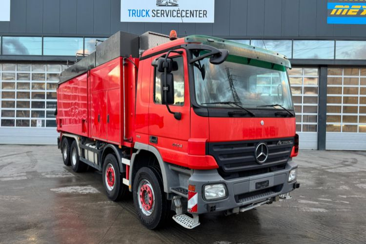 Mercedes-Benz Actros 4144 8x4 RSP Saugbagger - משאית ואקום: תמונה 3 Mercedes-Benz Actros 4144 8x4 RSP Saugbagger - משאית ואקום: תמונה 3