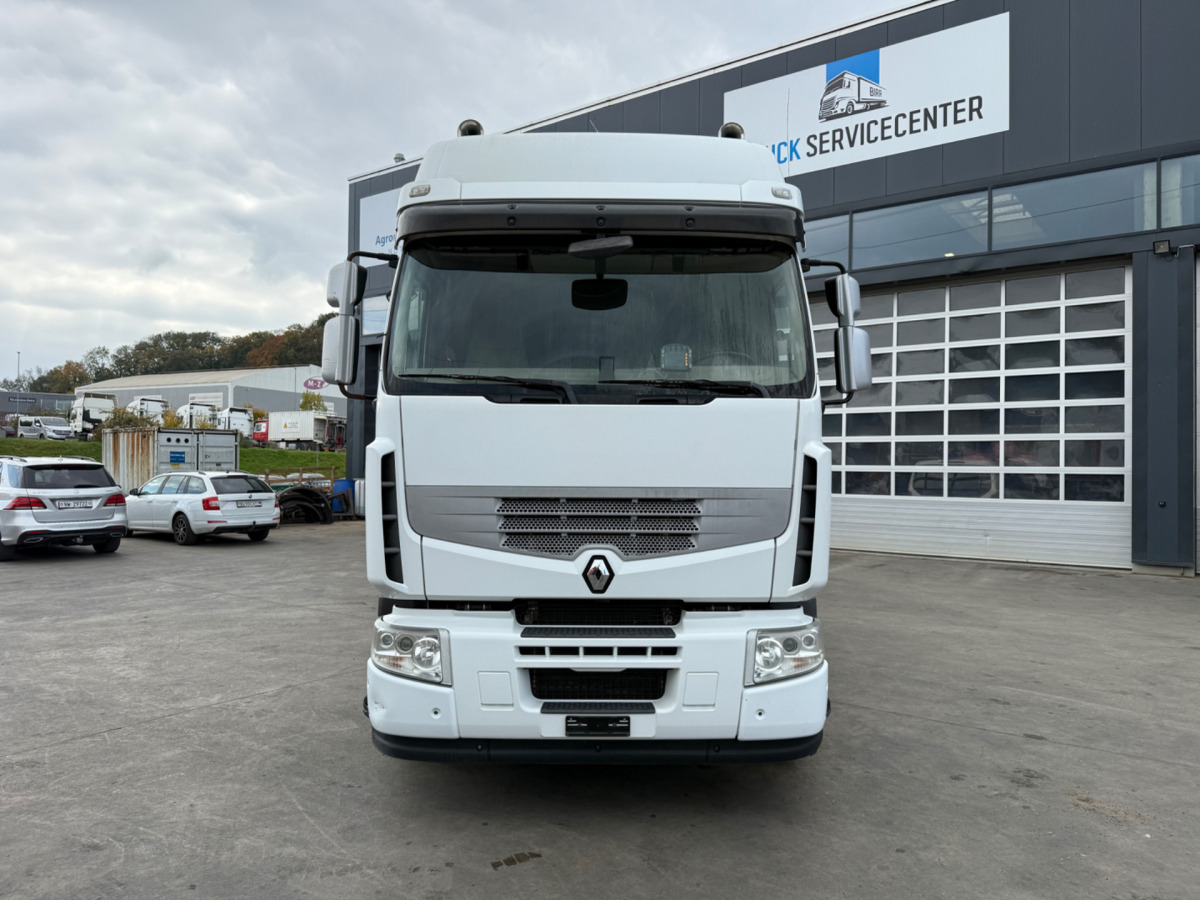 RENAULT Lander 8x2 Retarder Lift-&Lenkachse - משאית הרמת וו: תמונה 2 RENAULT Lander 8x2 Retarder Lift-&Lenkachse - משאית הרמת וו: תמונה 2