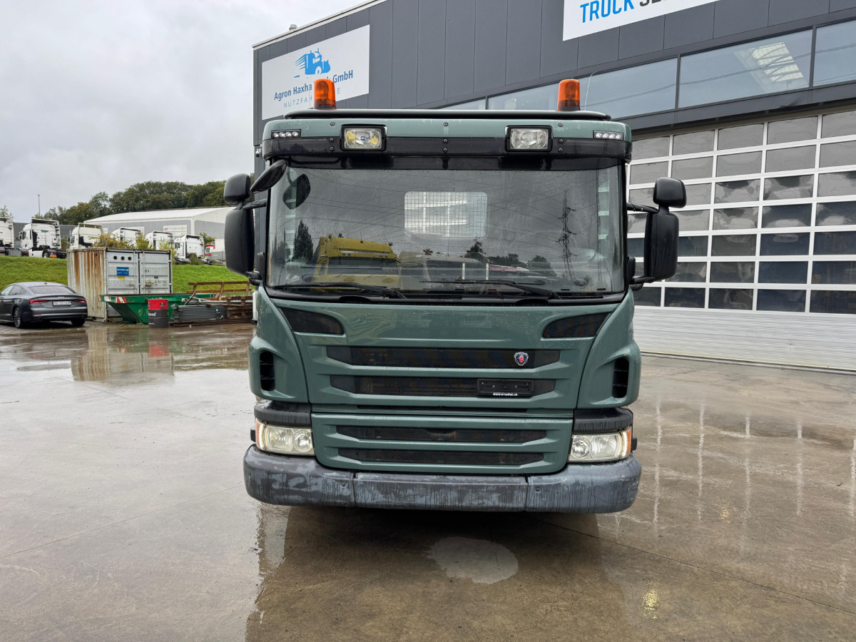 SCANIA P320 4x2 Trösch - משאית דילוג העמסה: תמונה 2 SCANIA P320 4x2 Trösch - משאית דילוג העמסה: תמונה 2