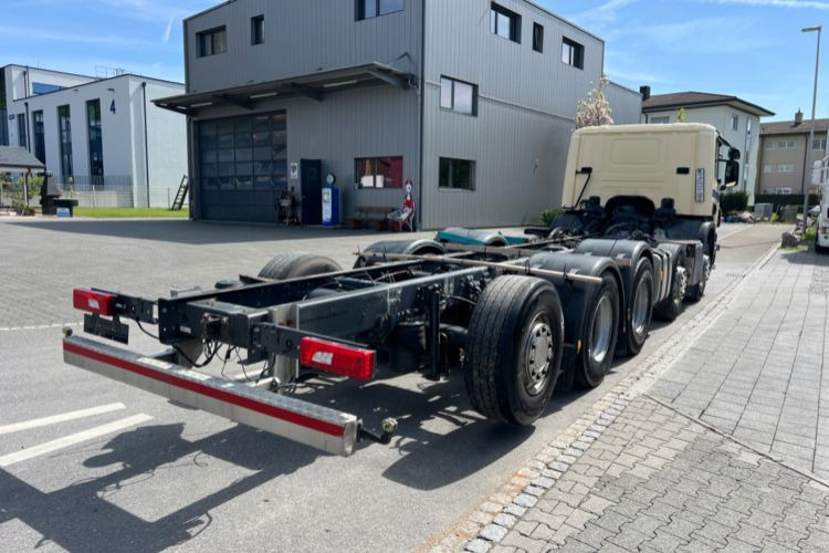 Scania P450 10x4 - משאית עם שלדת תא: תמונה 5 Scania P450 10x4 - משאית עם שלדת תא: תמונה 5