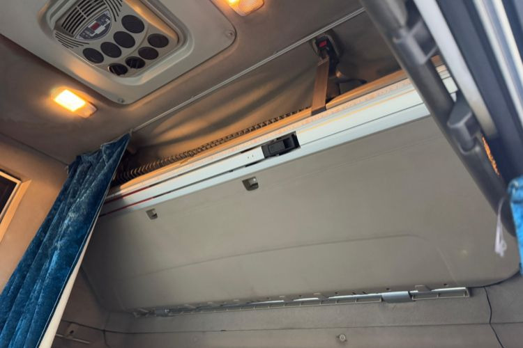יחידת טרקטור Scania R620 V8 Analog Tacho: תמונה 13