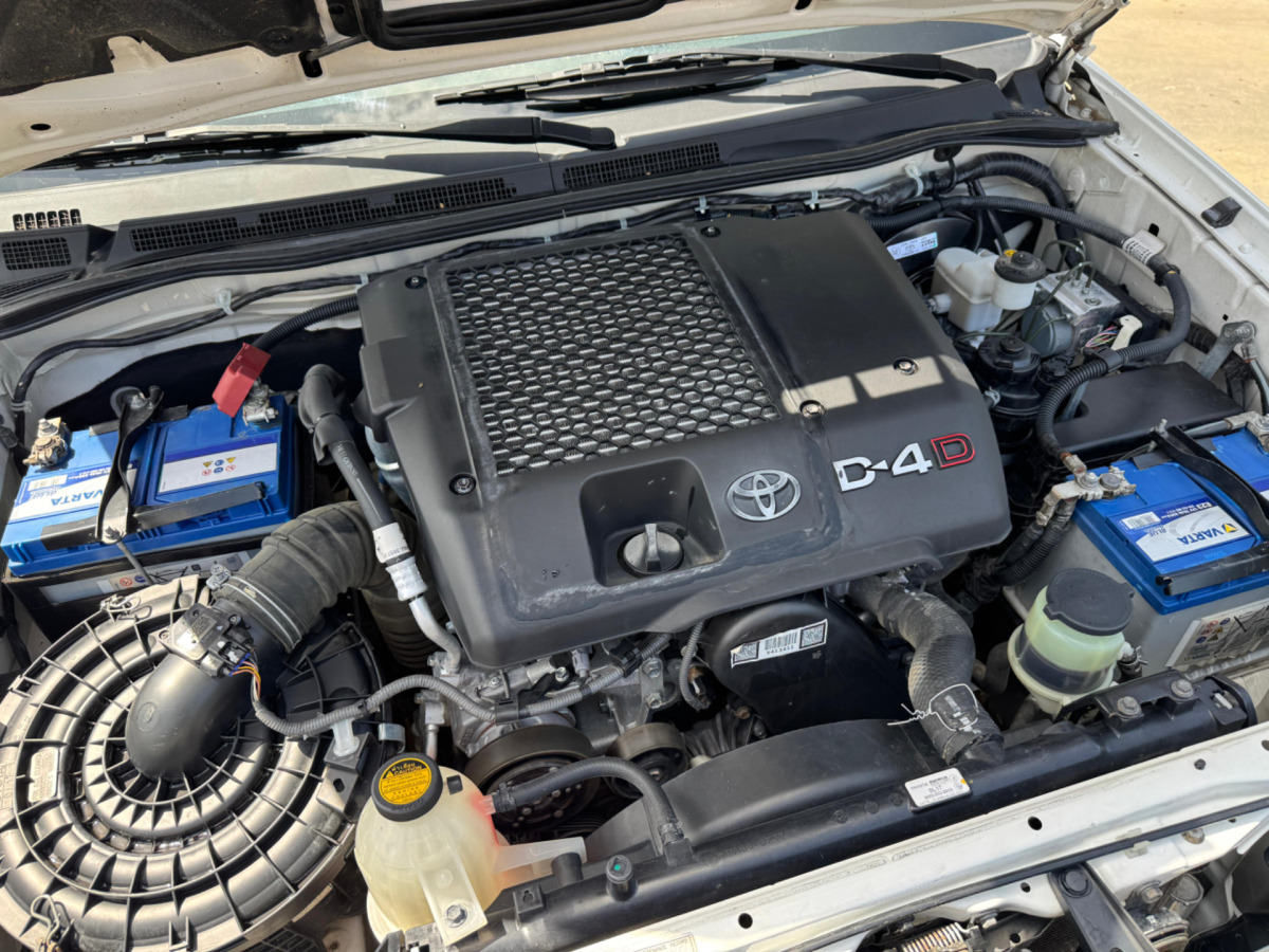 טנדר TOYOTA Hilux 3.0D 4WD: תמונה 18