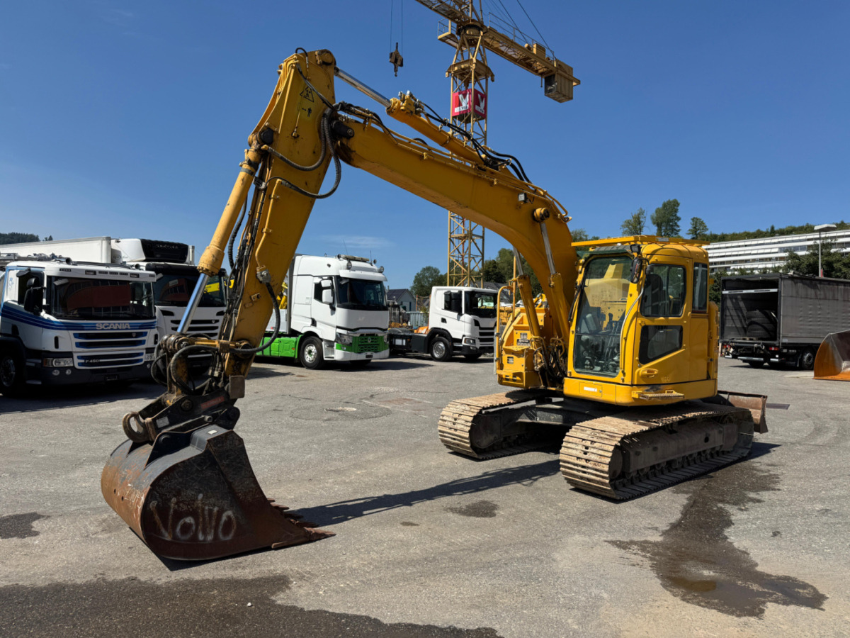 VOLVO ECR145DL Oilquick - מחפר סורק: תמונה 1 VOLVO ECR145DL Oilquick - מחפר סורק: תמונה 1