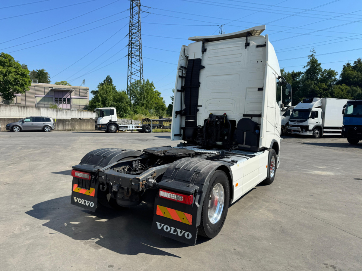 VOLVO FH-460 4x2 XXL - יחידת טרקטור: תמונה 5 VOLVO FH-460 4x2 XXL - יחידת טרקטור: תמונה 5
