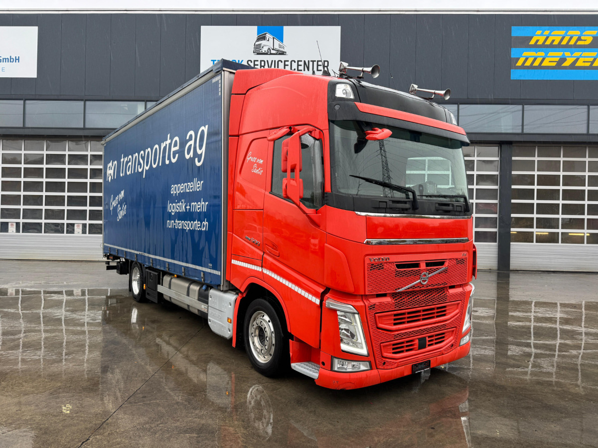 VOLVO FH-500 4x2 3-Meter Innenhöhe - משאית וילונות צד: תמונה 3 VOLVO FH-500 4x2 3-Meter Innenhöhe - משאית וילונות צד: תמונה 3