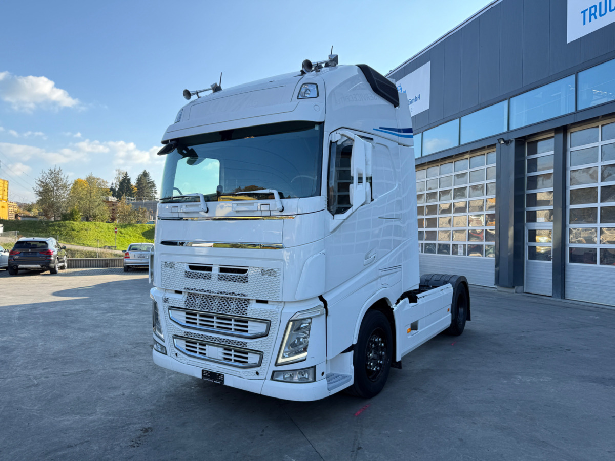 VOLVO FH-500 Standklima XXL 4x2 - יחידת טרקטור: תמונה 1 VOLVO FH-500 Standklima XXL 4x2 - יחידת טרקטור: תמונה 1