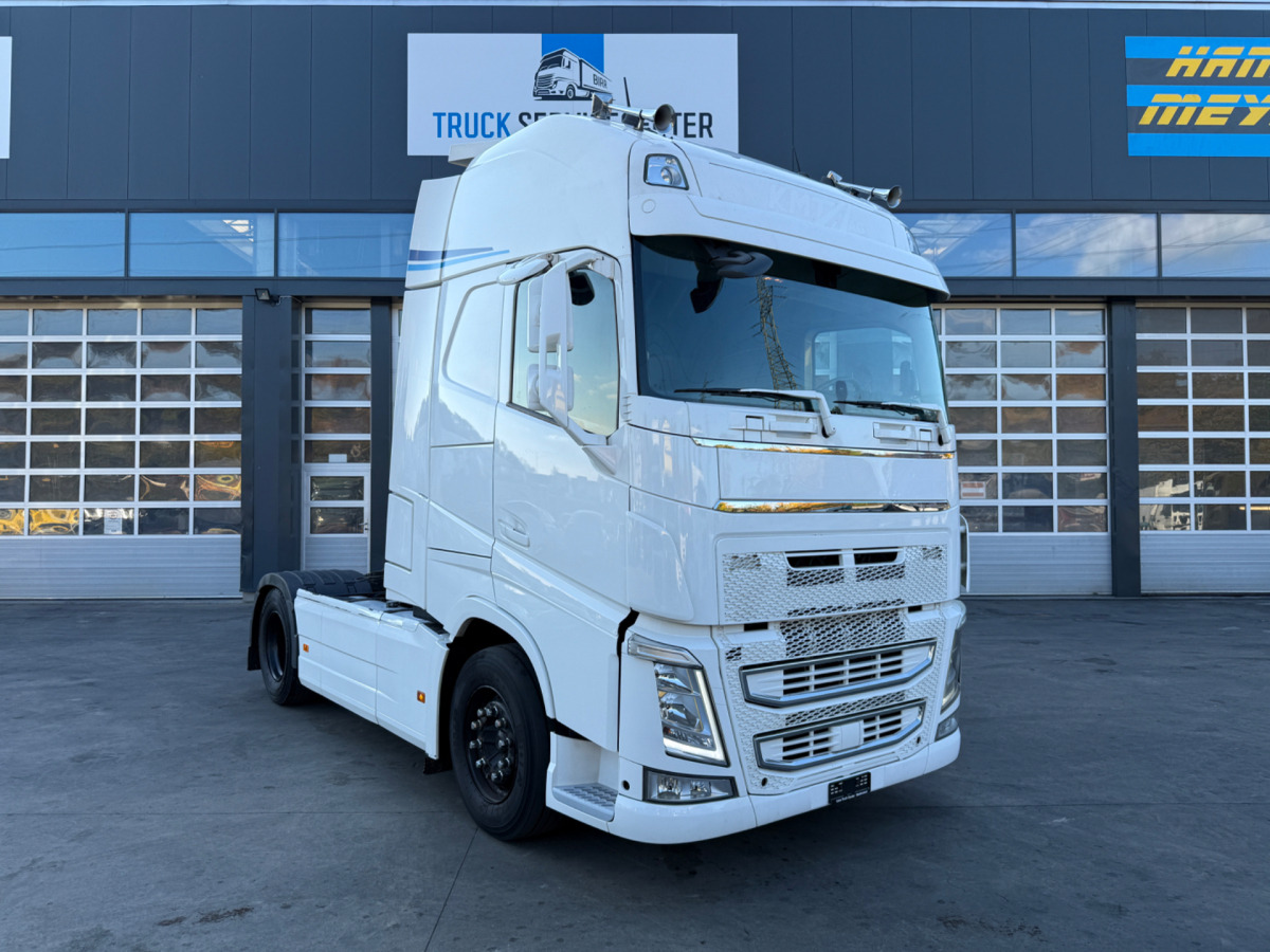 VOLVO FH-500 Standklima XXL 4x2 - יחידת טרקטור: תמונה 3 VOLVO FH-500 Standklima XXL 4x2 - יחידת טרקטור: תמונה 3