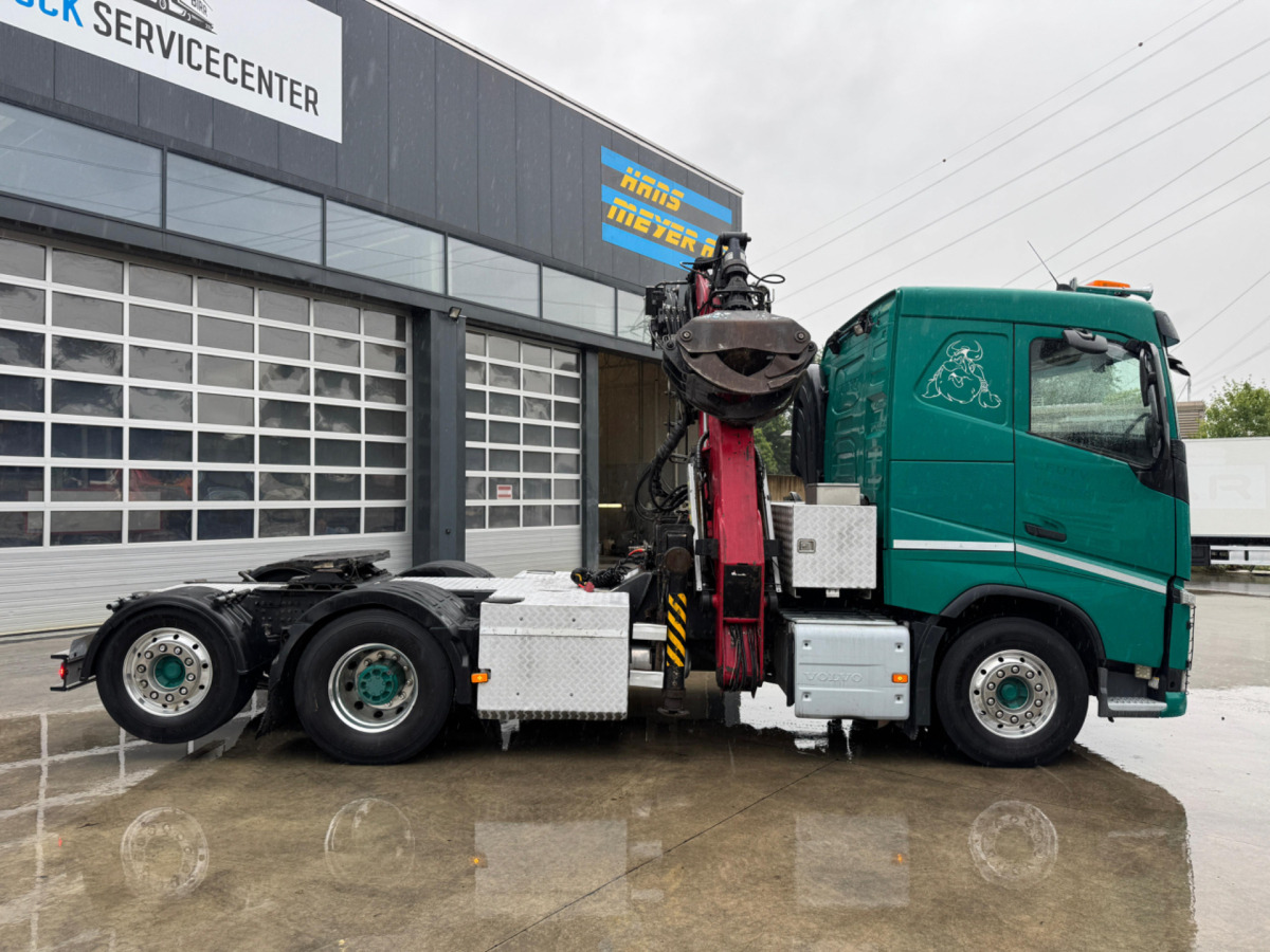 VOLVO FH-540 6x2 Tajfun L300Z - משאית עץ, משאית מנוף: תמונה 4 VOLVO FH-540 6x2 Tajfun L300Z - משאית עץ, משאית מנוף: תמונה 4