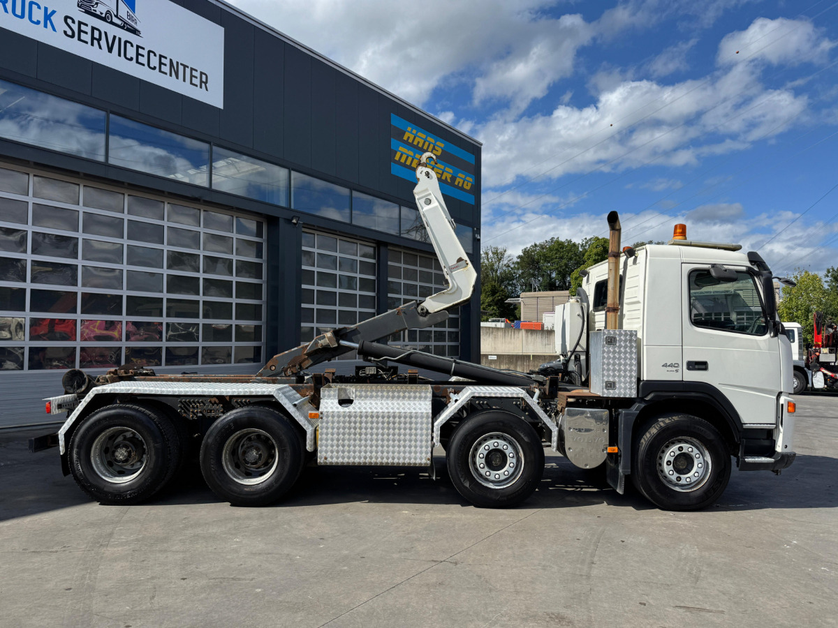 VOLVO FM-440 8x4 Hiab 25T AHK - משאית הרמת וו: תמונה 4 VOLVO FM-440 8x4 Hiab 25T AHK - משאית הרמת וו: תמונה 4
