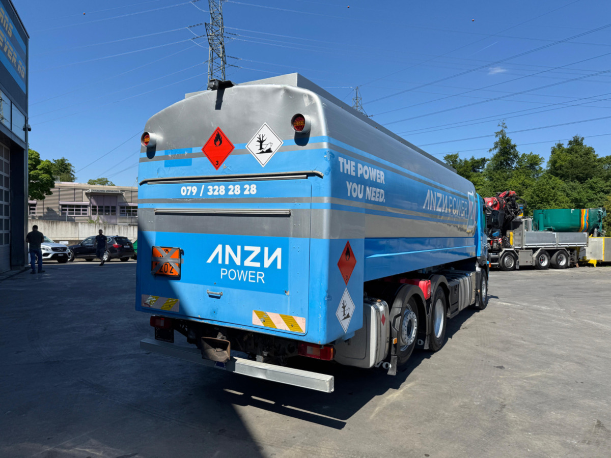 VOLVO FM-500 6x2 Tankwagen - משאית מכל: תמונה 4 VOLVO FM-500 6x2 Tankwagen - משאית מכל: תמונה 4