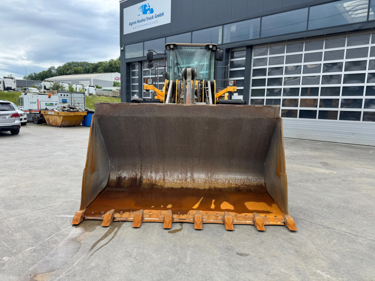 VOLVO L180G - מעמיס גלגלים: תמונה 3 VOLVO L180G - מעמיס גלגלים: תמונה 3