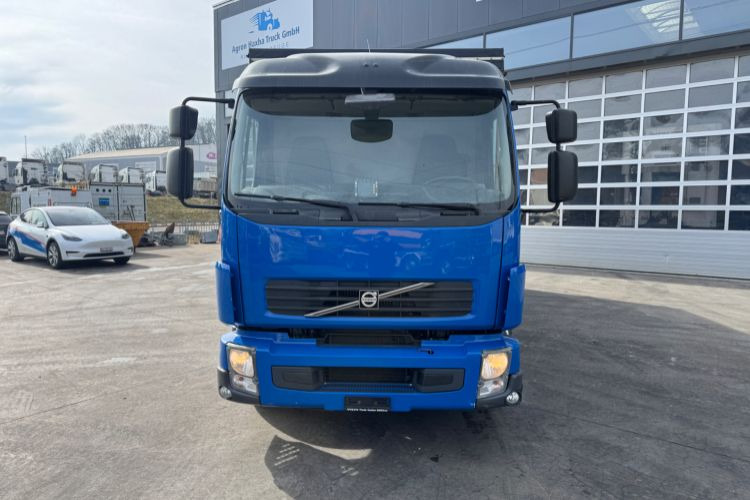 Volvo FLL-290 - משאית וילונות צד: תמונה 2 Volvo FLL-290 - משאית וילונות צד: תמונה 2
