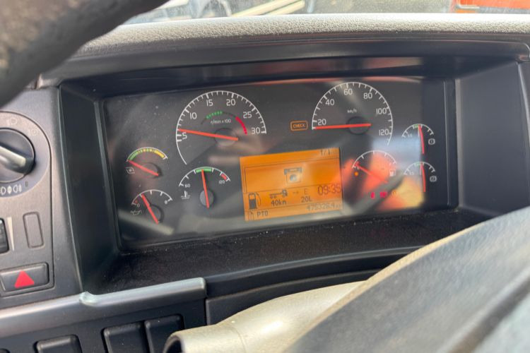 משאית מנוף Volvo FM-300 4x2 Palfinger 16502-5: תמונה 20