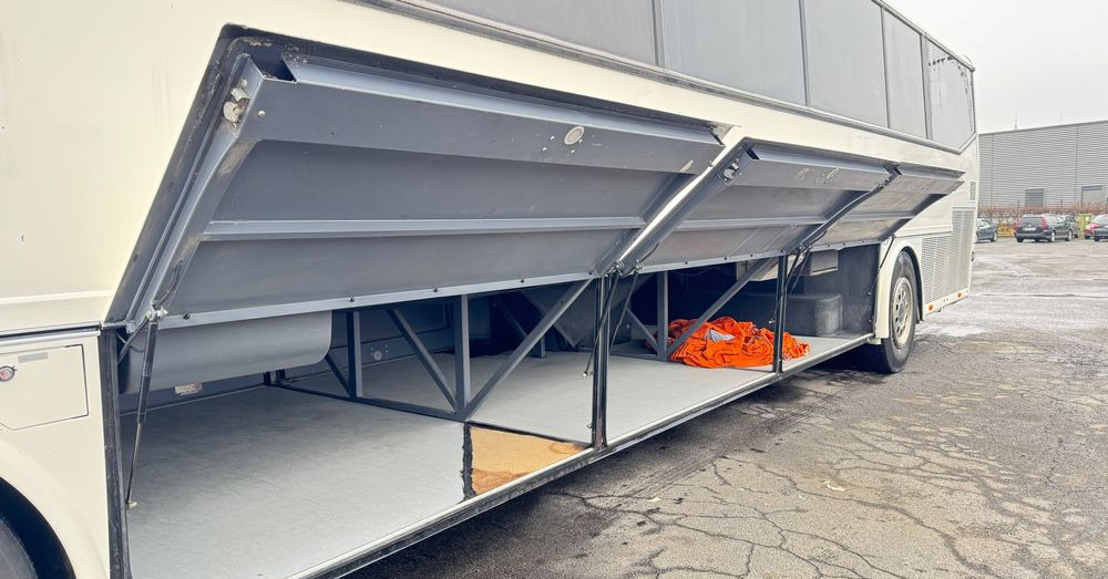Bova FLD127 Futura / 13m / Klima / 65 miejsc / Cena 63500 zł netto - אוטובוס בין עירוני: תמונה 5 Bova FLD127 Futura / 13m / Klima / 65 miejsc / Cena 63500 zł netto - אוטובוס בין עירוני: תמונה 5