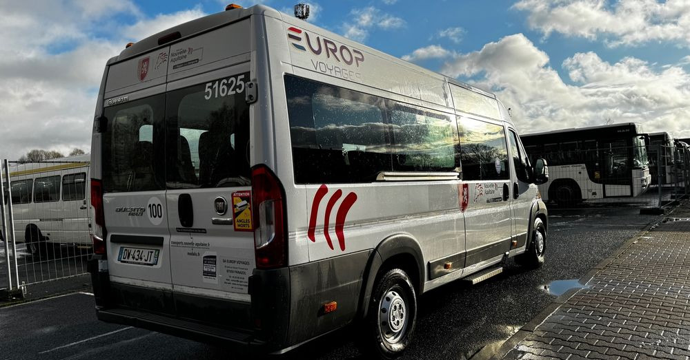 Fiat Ducato / 17 miejsc / EURO 6/ IGŁA !!!/ Cena:75000 zł netto - מיניבוס, כלי רכב מסחרי לנוסעים: תמונה 2 Fiat Ducato / 17 miejsc / EURO 6/ IGŁA !!!/ Cena:75000 zł netto - מיניבוס, כלי רכב מסחרי לנוסעים: תמונה 2