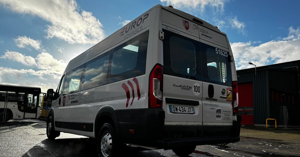 Fiat Ducato / 17 miejsc / EURO 6/ IGŁA !!!/ Cena:75000 zł netto - מיניבוס, כלי רכב מסחרי לנוסעים: תמונה 4 Fiat Ducato / 17 miejsc / EURO 6/ IGŁA !!!/ Cena:75000 zł netto - מיניבוס, כלי רכב מסחרי לנוסעים: תמונה 4