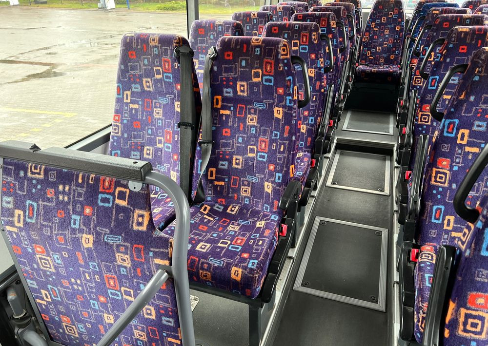 Irisbus AXER / Manual / 64 miejsc /Cena:46000zł netto - אוטובוס פרברים: תמונה 4 Irisbus AXER / Manual / 64 miejsc /Cena:46000zł netto - אוטובוס פרברים: תמונה 4