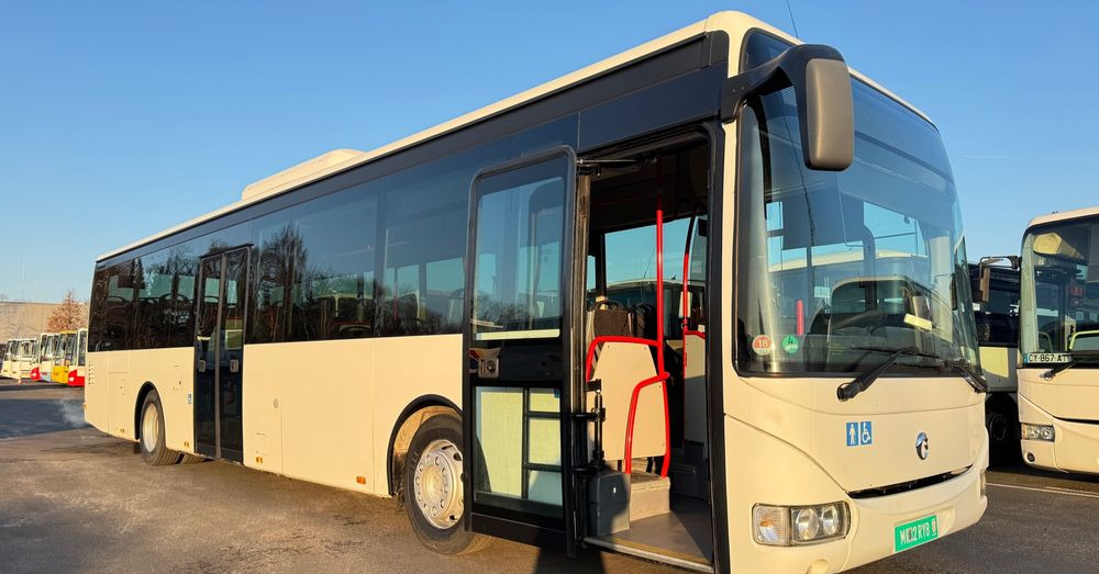 Irisbus Crossway LE / KLIMA / automat / 45 foteli / niskowejściowy / Cena: 115000zł netto - אוטובוס עירוני: תמונה 1 Irisbus Crossway LE / KLIMA / automat / 45 foteli / niskowejściowy / Cena: 115000zł netto - אוטובוס עירוני: תמונה 1