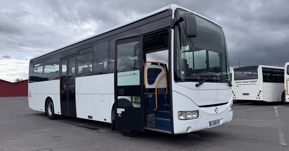 Irisbus KRÓTKI 10,5 metra /Crossway / 46 miejsc/ mały przebieg / CENA: 87000zł netto - אוטובוס עירוני: תמונה 1 Irisbus KRÓTKI 10,5 metra /Crossway / 46 miejsc/ mały przebieg / CENA: 87000zł netto - אוטובוס עירוני: תמונה 1