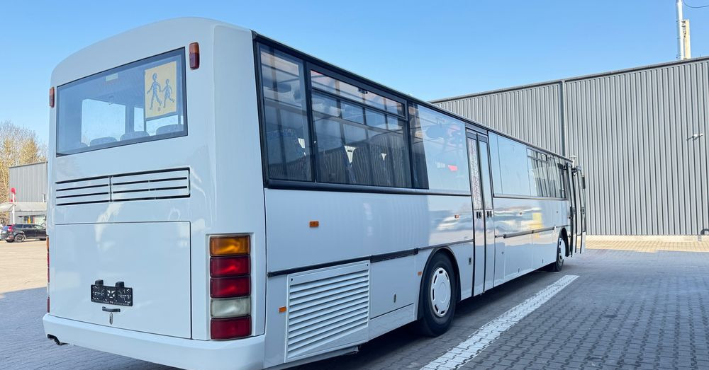 Irisbus Recreo / 64 miejsc / ŁADNY/ Cena:32000zł netto - אוטובוס פרברים: תמונה 4 Irisbus Recreo / 64 miejsc / ŁADNY/ Cena:32000zł netto - אוטובוס פרברים: תמונה 4