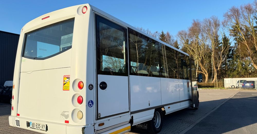 Iveco Aptineo / mała klima / 28 miejsc / winda / CENA: 67500 zł netto - מיניבוס, כלי רכב מסחרי לנוסעים: תמונה 3 Iveco Aptineo / mała klima / 28 miejsc / winda / CENA: 67500 zł netto - מיניבוס, כלי רכב מסחרי לנוסעים: תמונה 3
