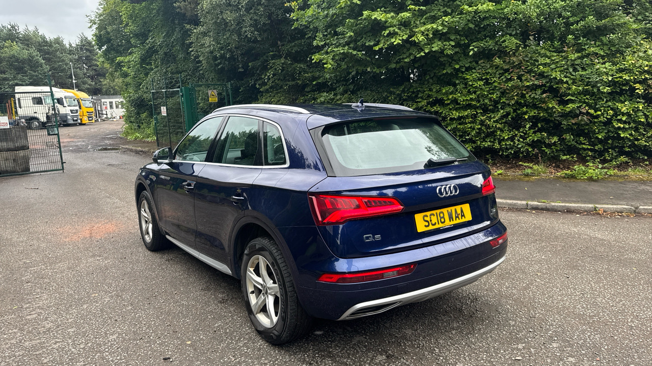 AUDI Q5 Quattro Sport 2.0 TDI 190PS - SUV: תמונה 3 AUDI Q5 Quattro Sport 2.0 TDI 190PS - SUV: תמונה 3