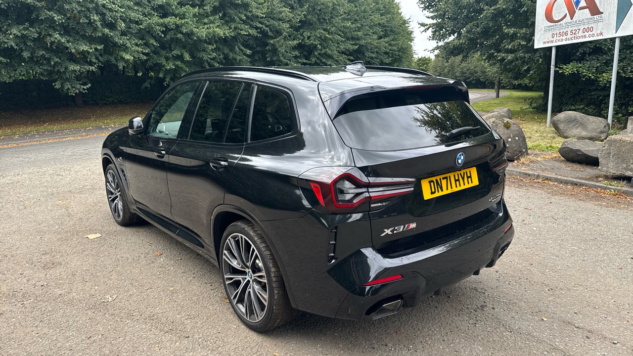 BMW X3 xDrive 30e M Sport - SUV: תמונה 3 BMW X3 xDrive 30e M Sport - SUV: תמונה 3
