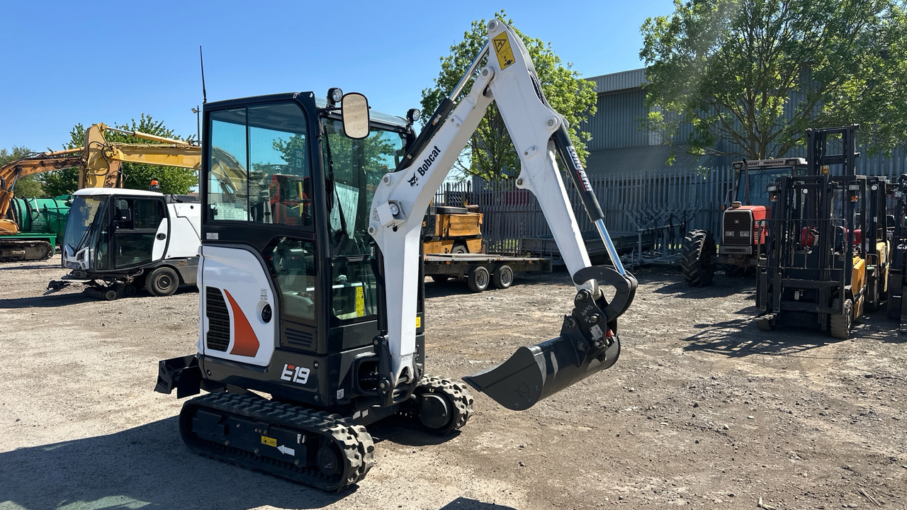 BOBCAT E 19 - מיני מחפר: תמונה 1 BOBCAT E 19 - מיני מחפר: תמונה 1