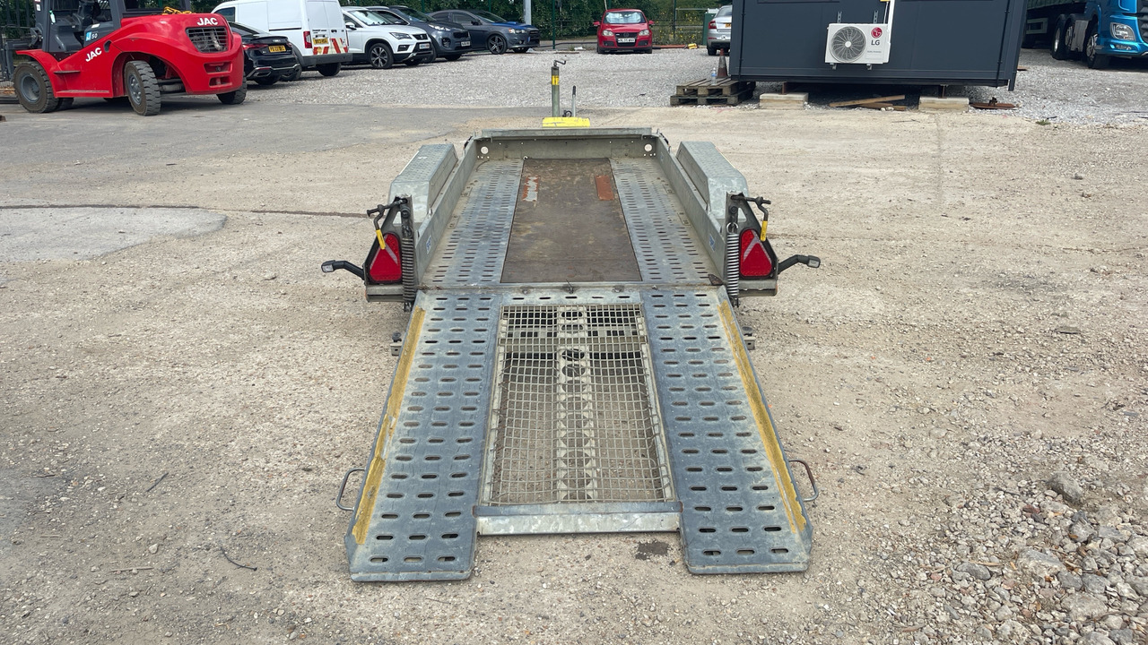 BRIAN JAMES CARGO DIGGER T-02-T - קרון נגרר לצמחים: תמונה 5 BRIAN JAMES CARGO DIGGER T-02-T - קרון נגרר לצמחים: תמונה 5
