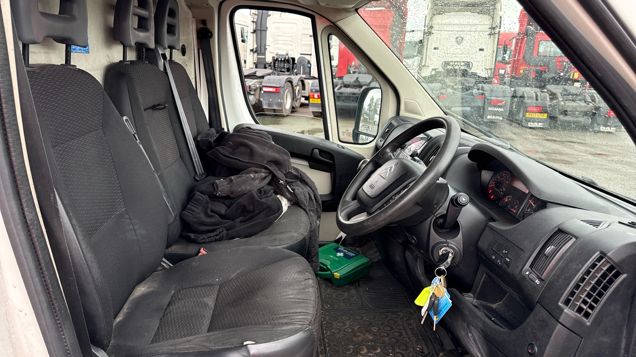 CITROEN RELAY 35 2.2 HDI 130PS - כלי רכב מסחרי עם לוח: תמונה 5 CITROEN RELAY 35 2.2 HDI 130PS - כלי רכב מסחרי עם לוח: תמונה 5