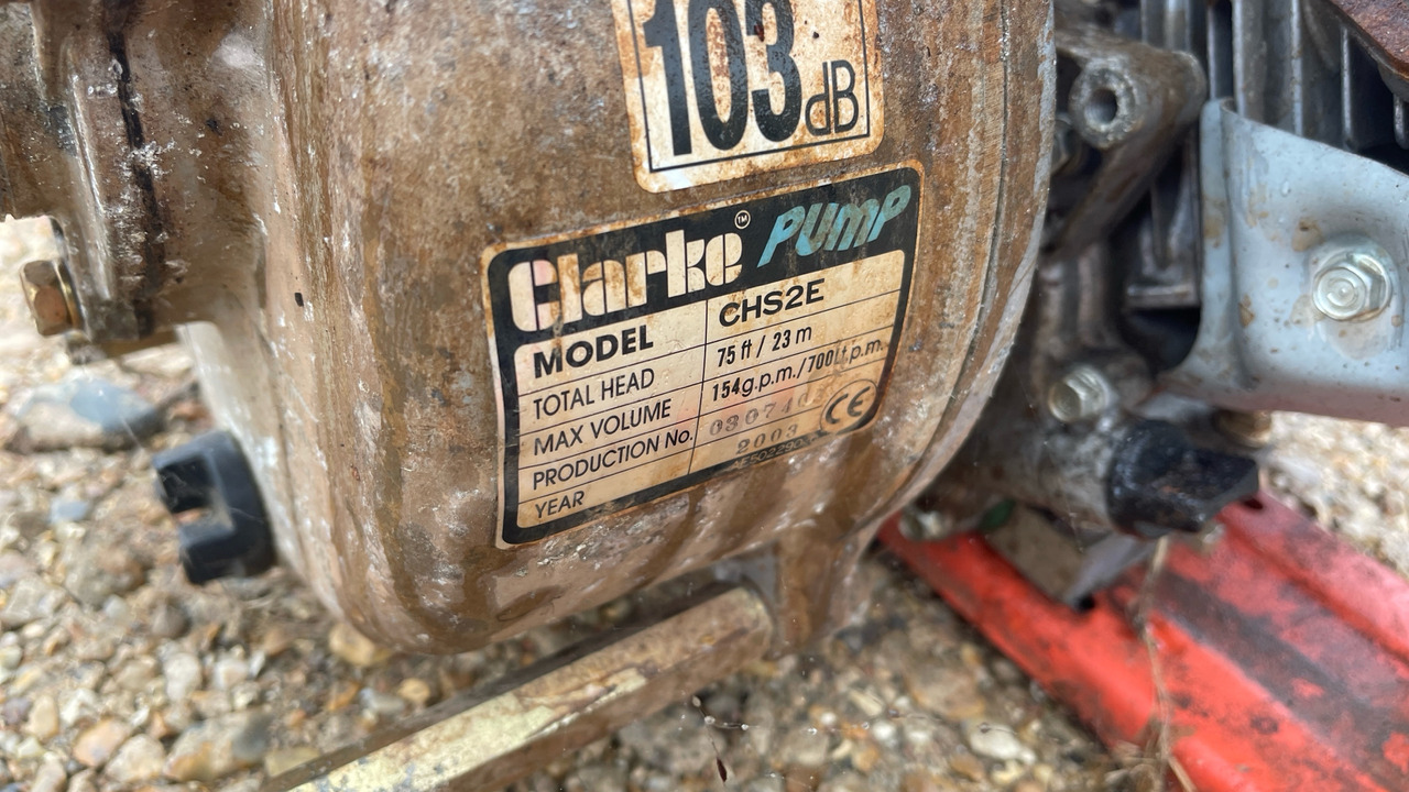 CLARKE CHS2E WATER PUMP - ציוד בנייה: תמונה 3 CLARKE CHS2E WATER PUMP - ציוד בנייה: תמונה 3
