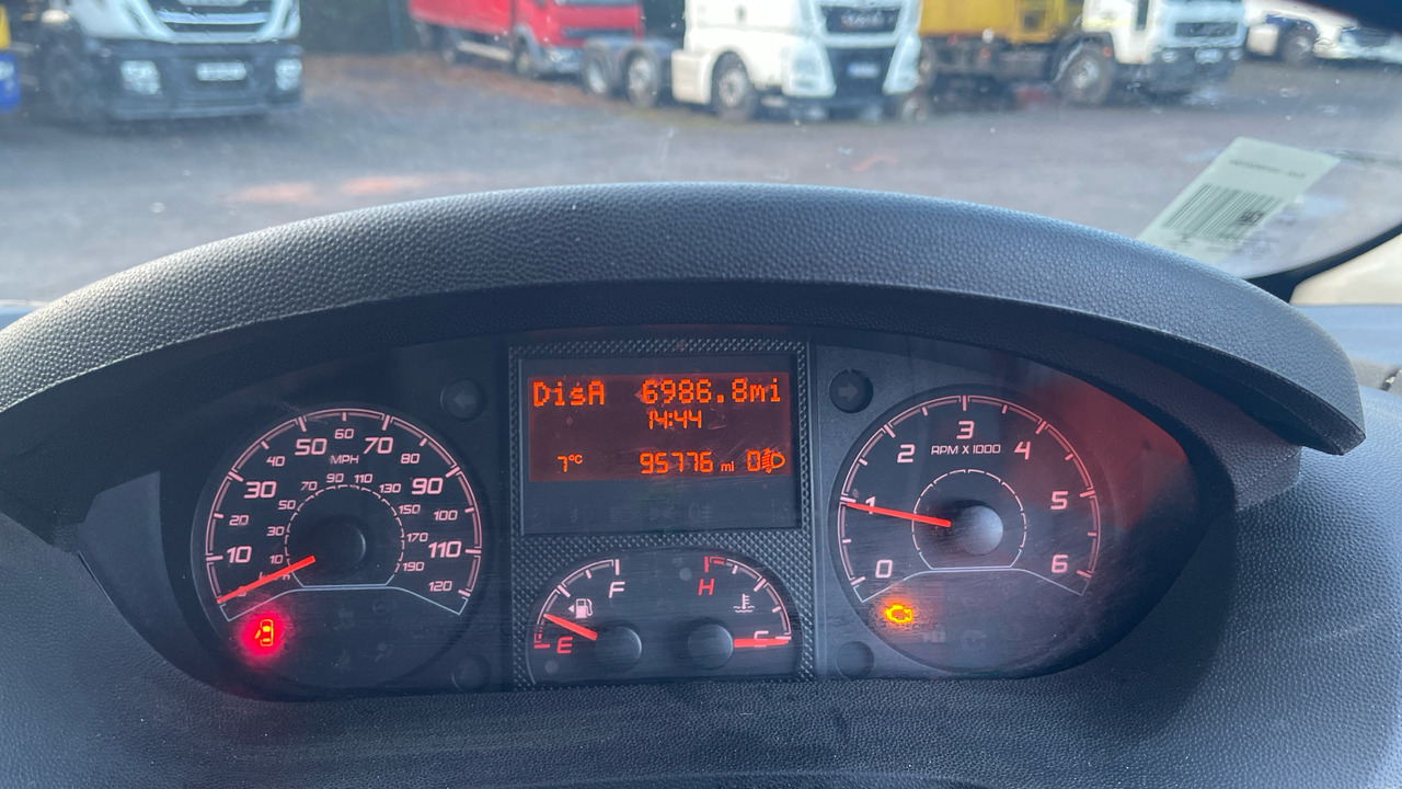 כלי רכב מסחרי עם לוח Citroen Relay 35 2.2 HDi 140PS: תמונה 6