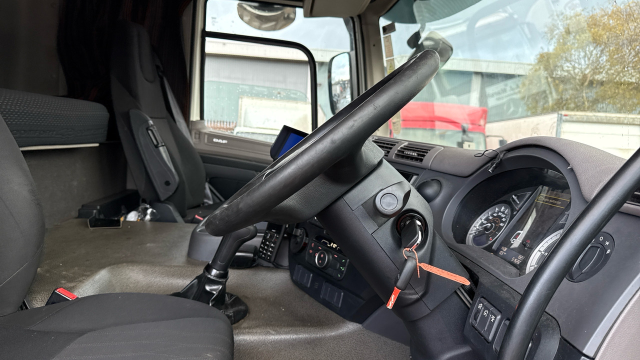 DAF CF 260 - משאית תיבה: תמונה 5 DAF CF 260 - משאית תיבה: תמונה 5