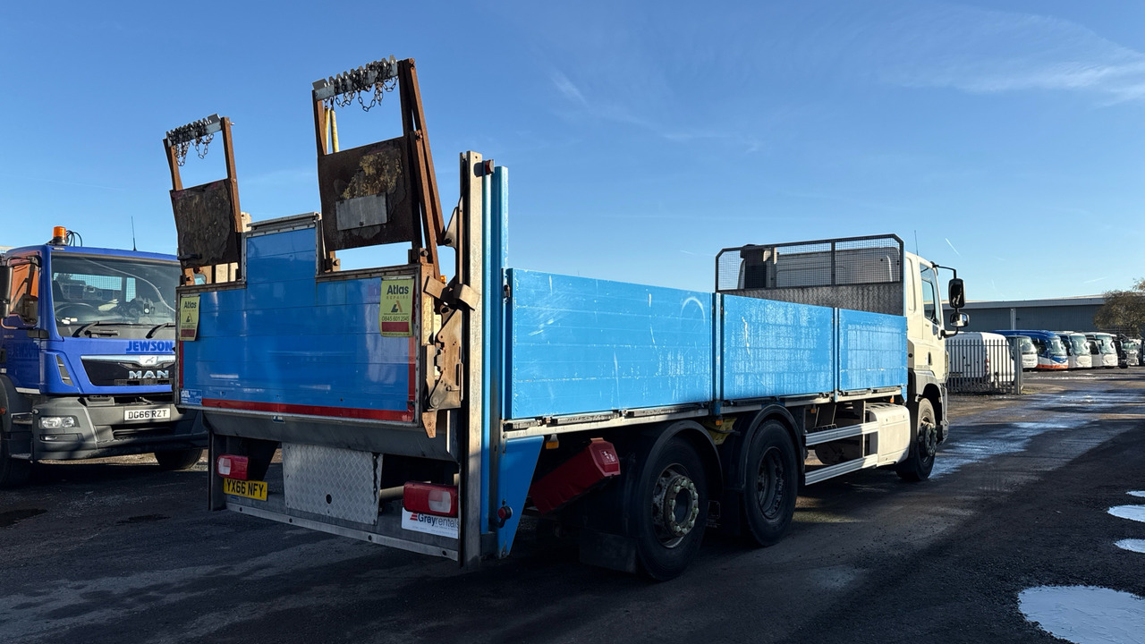 DAF CF 330 - משאית צד נופל/ שטוחה: תמונה 4 DAF CF 330 - משאית צד נופל/ שטוחה: תמונה 4