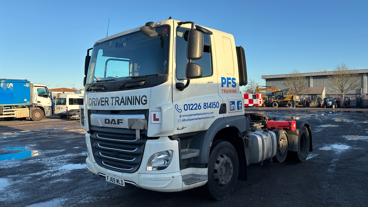 DAF CF 450 - יחידת טרקטור: תמונה 2 DAF CF 450 - יחידת טרקטור: תמונה 2