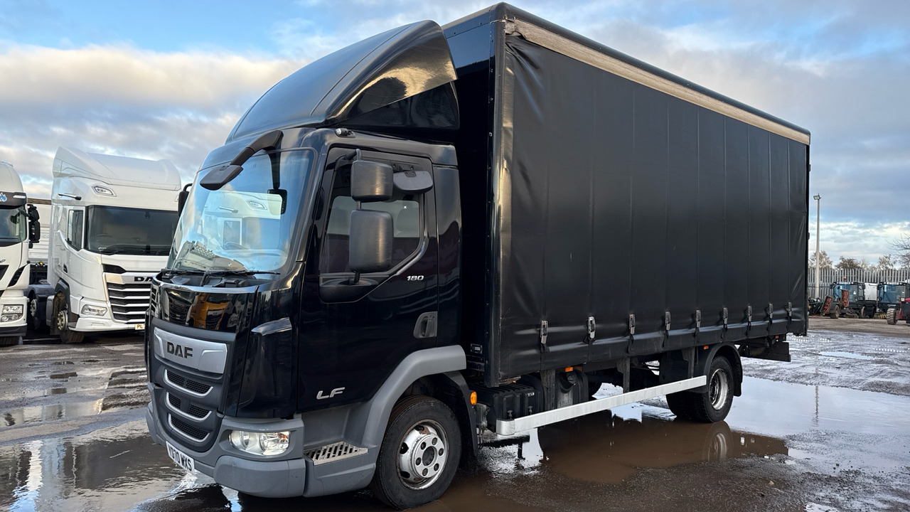 DAF LF 180 - משאית וילונות צד: תמונה 2 DAF LF 180 - משאית וילונות צד: תמונה 2