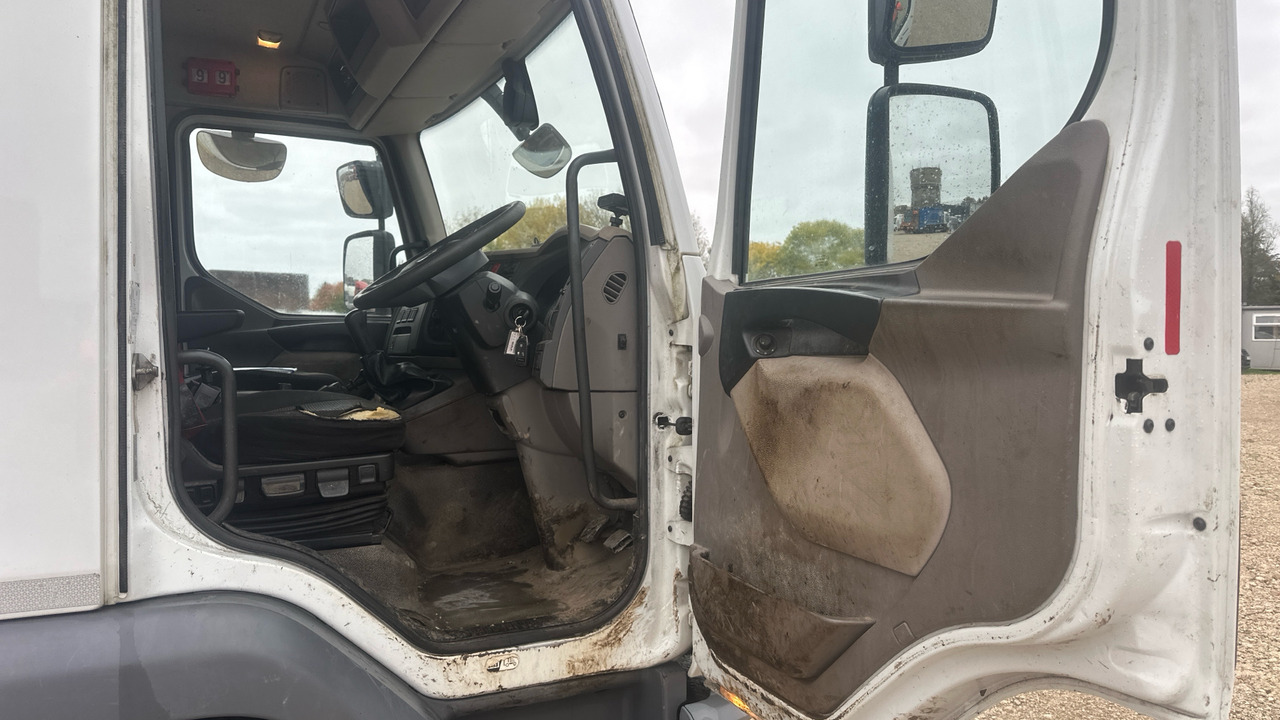 DAF LF 180 - משאית צד נופל/ שטוחה: תמונה 5 DAF LF 180 - משאית צד נופל/ שטוחה: תמונה 5