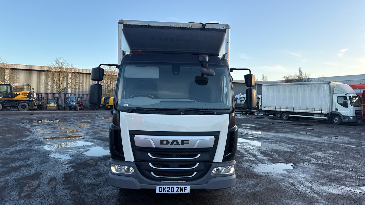 משאית וילונות צד DAF LF 180: תמונה 12 משאית וילונות צד DAF LF 180: תמונה 12