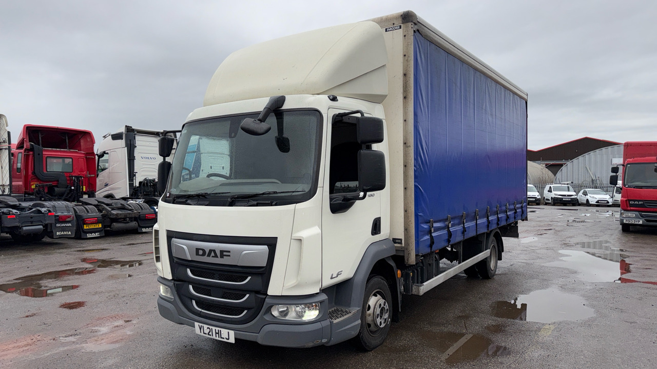 DAF LF 180 - משאית וילונות צד: תמונה 2 DAF LF 180 - משאית וילונות צד: תמונה 2