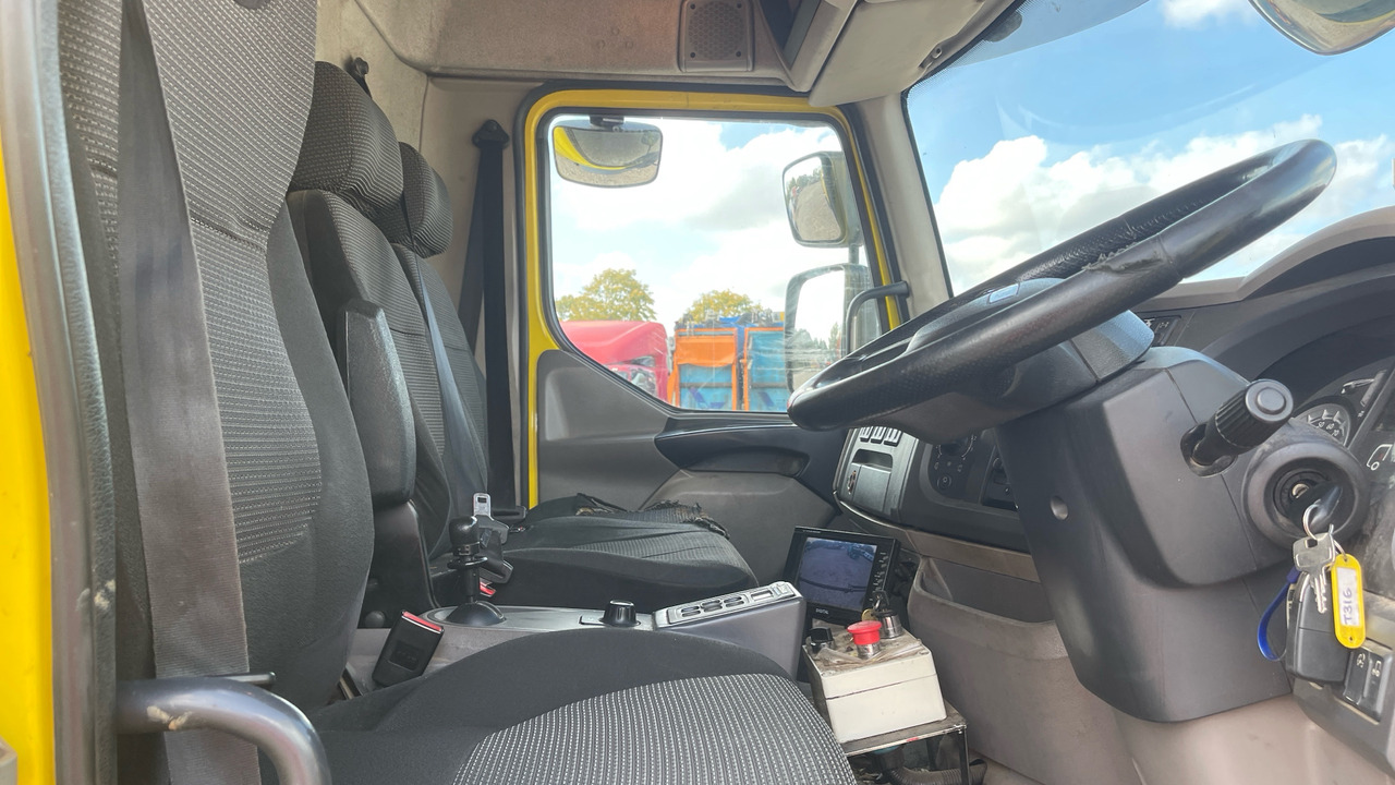 DAF LF 220 - משאית אשפה: תמונה 5 DAF LF 220 - משאית אשפה: תמונה 5