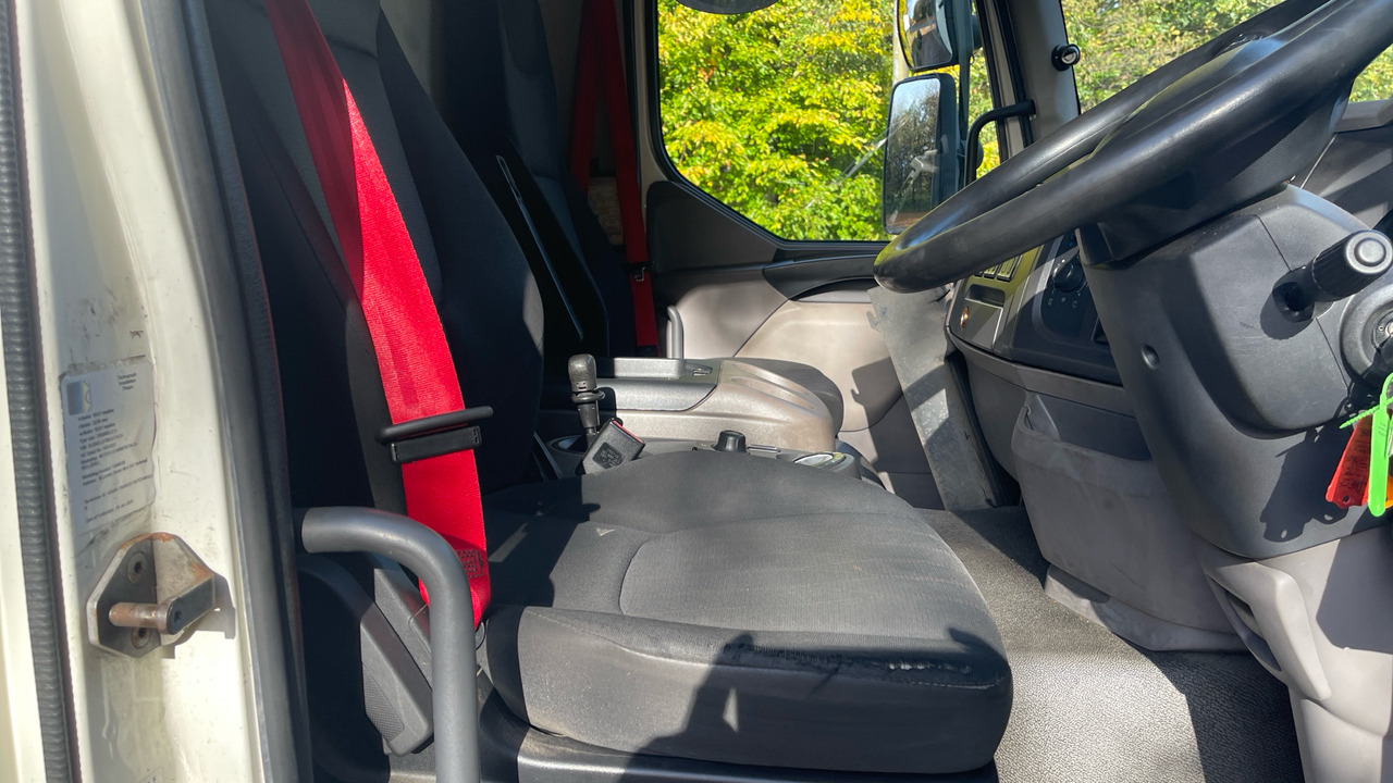 DAF LF 230 - משאית וילונות צד: תמונה 5 DAF LF 230 - משאית וילונות צד: תמונה 5