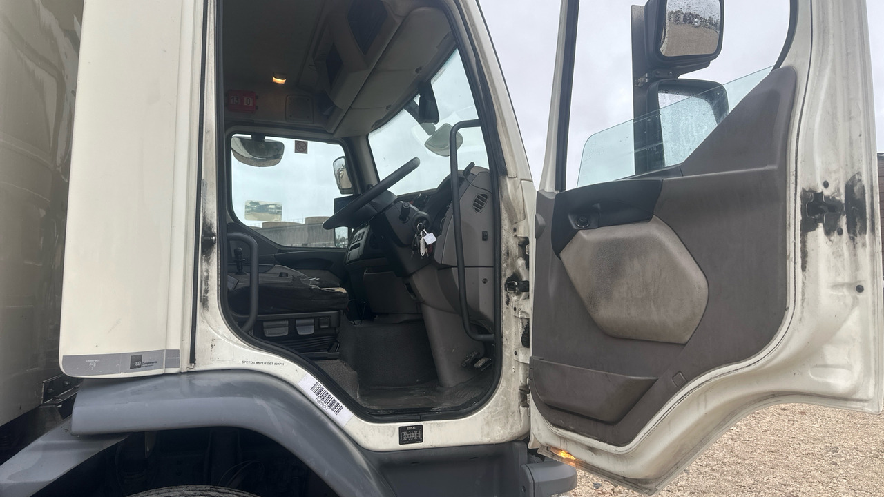 DAF LF 250 - משאית וילונות צד: תמונה 5 DAF LF 250 - משאית וילונות צד: תמונה 5
