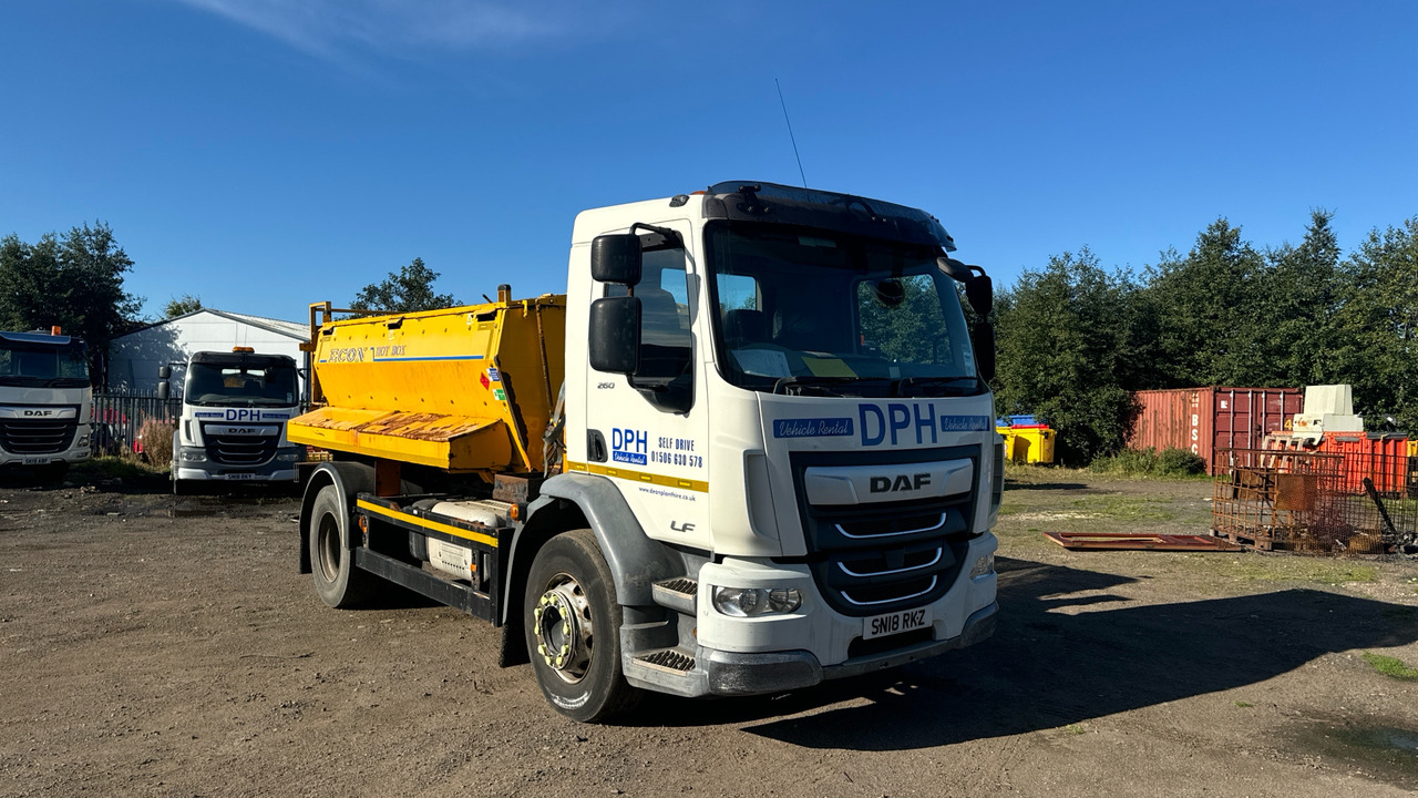 DAF LF 280 - מכונת אספלט: תמונה 1 DAF LF 280 - מכונת אספלט: תמונה 1