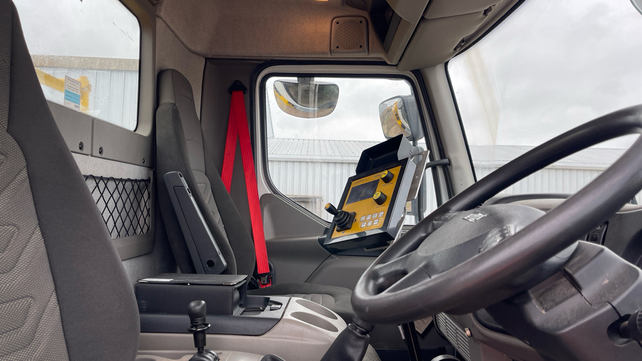 DAF LF 55.220 - מפלסת שלג: תמונה 5 DAF LF 55.220 - מפלסת שלג: תמונה 5