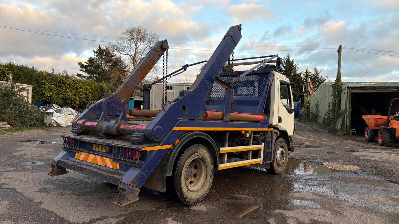 DAF LF 55.250 - משאית דילוג העמסה: תמונה 4 DAF LF 55.250 - משאית דילוג העמסה: תמונה 4